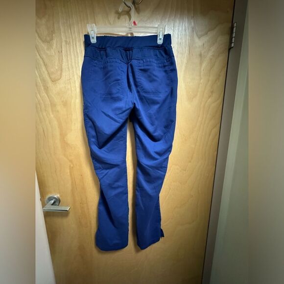 EUC~GREY'S ANATOMY Top is XS and Pants is XS - Picture 4 of 6